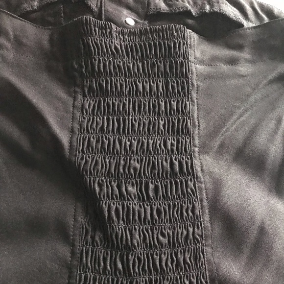 Sold ‼️Black short jumpsuit/romper - Picture 5 of 6